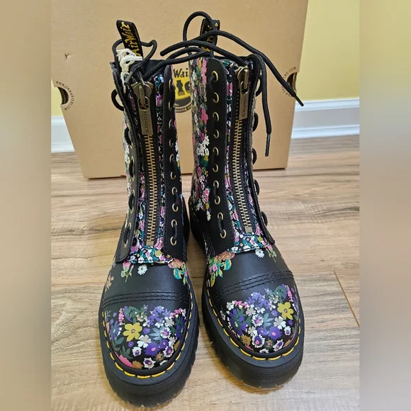 🌸Dr. Martens SINCLAIR HI VINTAGE FLORAL PLATFORM BOOTS, size US 9 - Picture 2 of 9